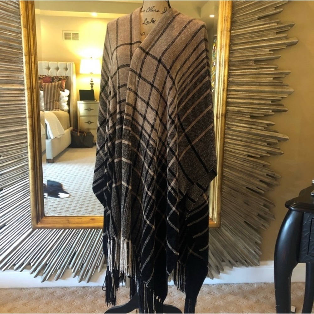 Chenille Cape by Churchill Handwoven - Picture 4 of 9